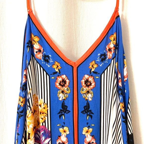 Floral/Striped Print Midi- Dress - Picture 5 of 6